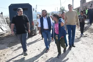 103025-en-barrio-ampliacion-20-de-junio-el-gobernador-coordino-