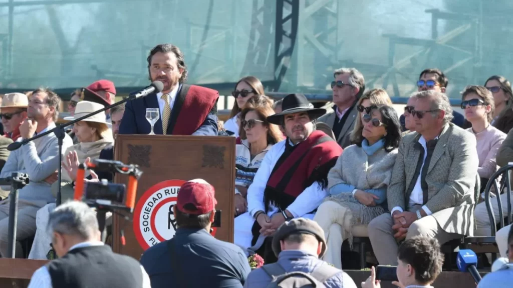 103457-el-gobernador-saenz-inauguro-la-81-exposicion-rural-y-reafirmo-el-c