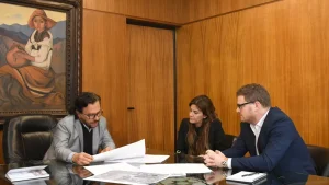 103680-el-gobernador-recibio-a-grupo-inversor-estadounidens