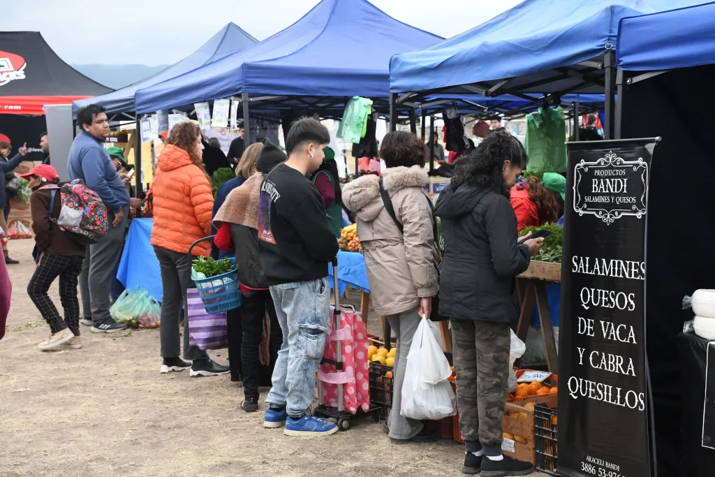 el-mercado-en-tu-barrio-mosconi-2-1024x683