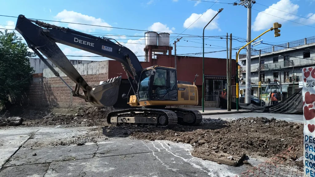 obras-en-avenida-san-martin-y-olavarria-2-1024x576