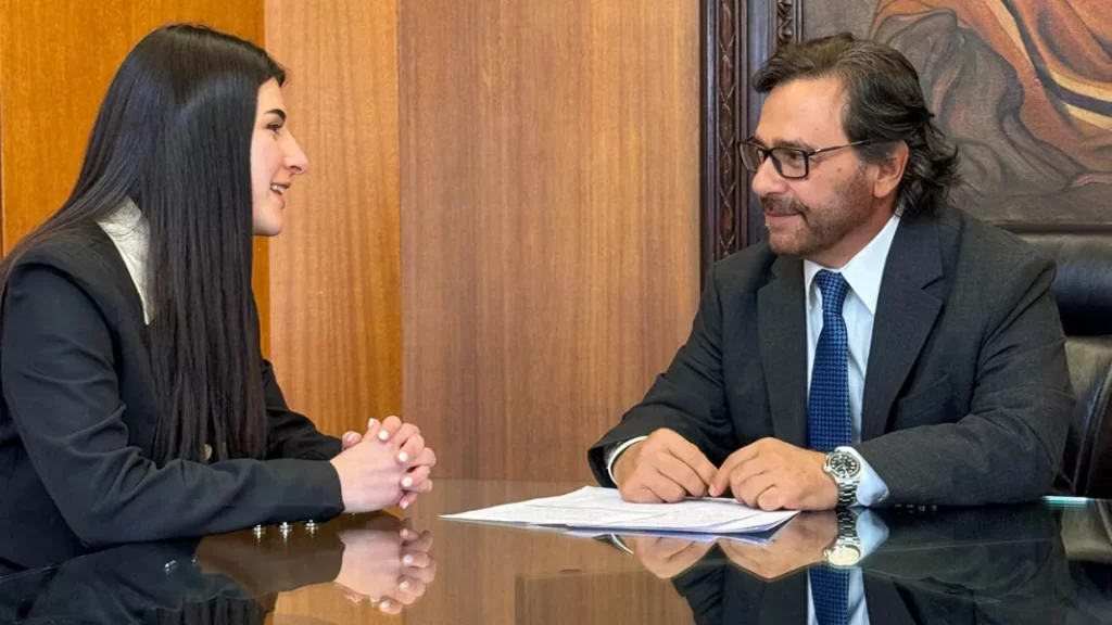 saenz-avanza-en-una-agenda-de-trabajo-para-brindar-mas-oportunidades-a-los-jovenes-saltenios