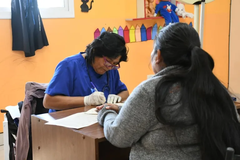 salud-integral-de-la-mujer-1-768x512