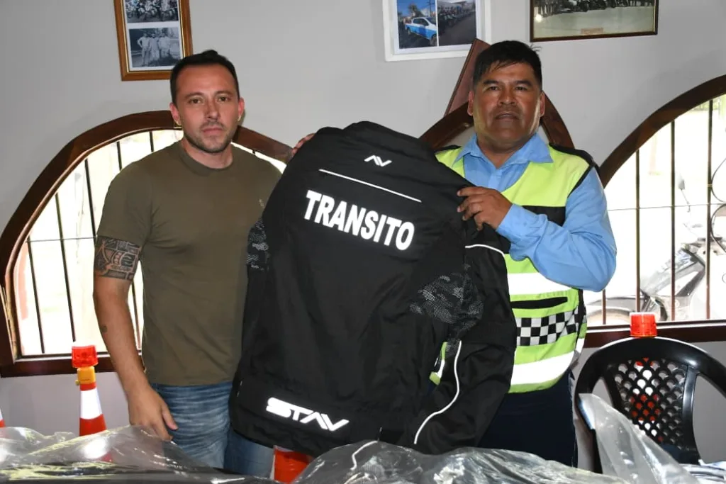 entrega-de-equipamiento-para-personal-de-transito-4-1024x683