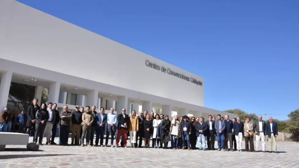 108145-presentaron-en-cafayate-el-estudio-innovadores-en-la-vitivinicultura-del-noroeste-argentino