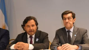 109226-gustavo-saenz-ratifico-junto-a-jujuy-el-sostenimiento-de-controles-sanitarios-para-proteger-la-pro