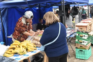 mercado-en-tu-barrio-mosconi-7-1024x683