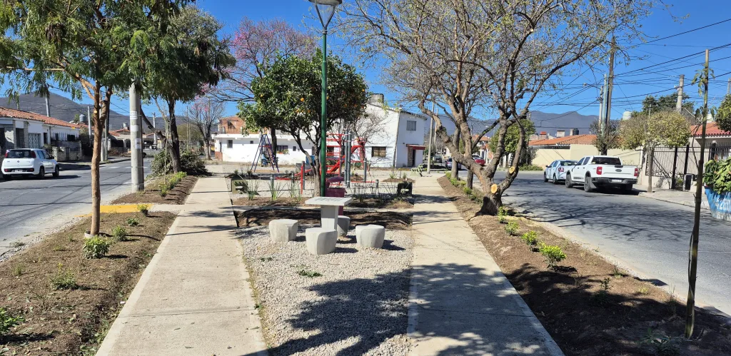 plazoleta-villa-cristina-6-1024x499