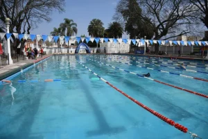 natatorio-peron-triatlon-768x512